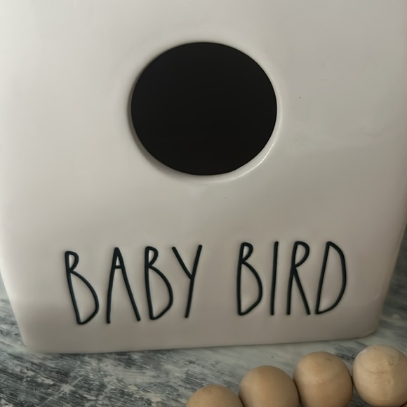 Rae Dunn “Baby Bird” Birdhouse - Picture 2 of 3